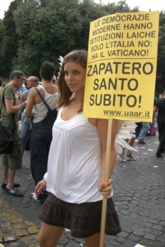 zapatero_santo.jpg