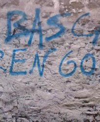 En las pintadas en Amurrio, junto a las amenazas, se tachÃ³ al PP de