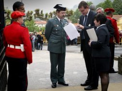 El general de la Guardia Civil Miguel Castro, a su llegada a la Casa de Juntas. / TELEPRESS