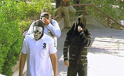 Algunos de los acusados, antes del juicio, el pasado mes de junio./ EFE Algunos de los acusados, antes del juicio, el pasado mes de junio./ EFE