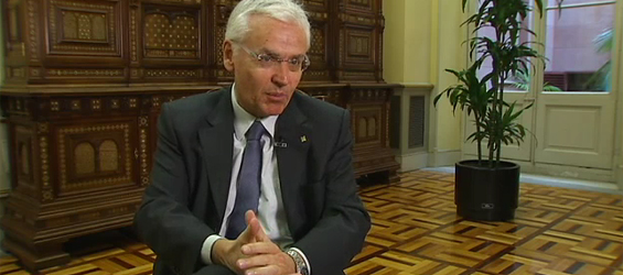 Ferran Mascarell, en un momento de la entrevista (Foto: VÃdeo TV3). Ferran Mascarell, en un momento de la entrevista (Foto: VÃdeo TV3).