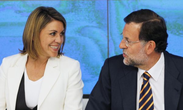 REUTERS / El lÃ­der del PP, Mariano Rajoy, junto a la presidenta electa de Castilla-La Mancha, MarÃ­a Dolores de Cospedal