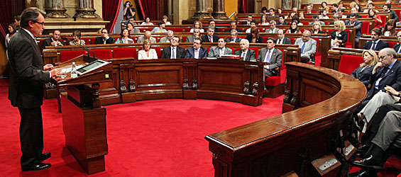 El presidente de la Generalidad, Artur Mas, durante el Debate de PolÃ­tica General celebrado esta semana en el Parlamento autonÃ³mico de CataluÃ±a (Foto: parlament.cat).